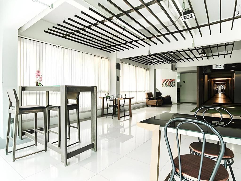 B2 Green Boutique And Budget Hotel Chiang Mai Esterno foto