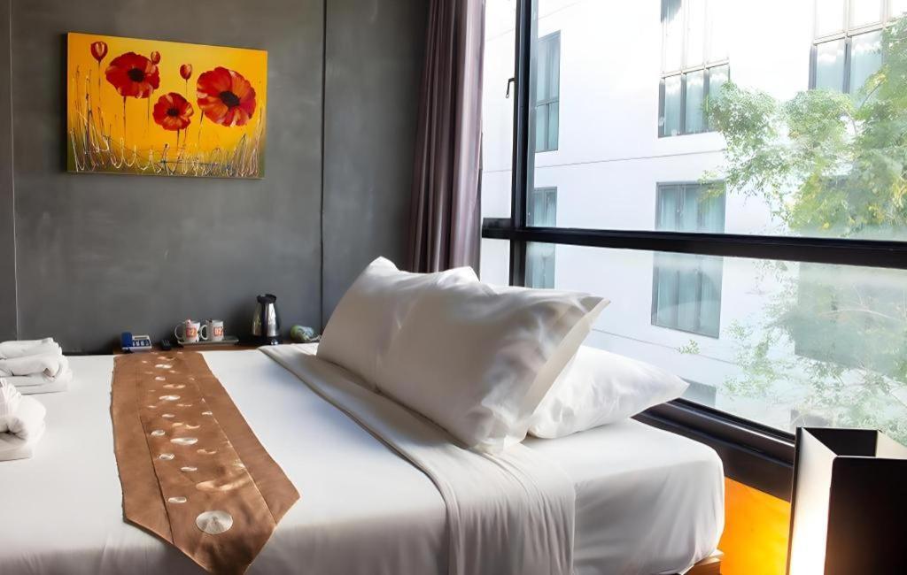 B2 Green Boutique And Budget Hotel Chiang Mai Esterno foto