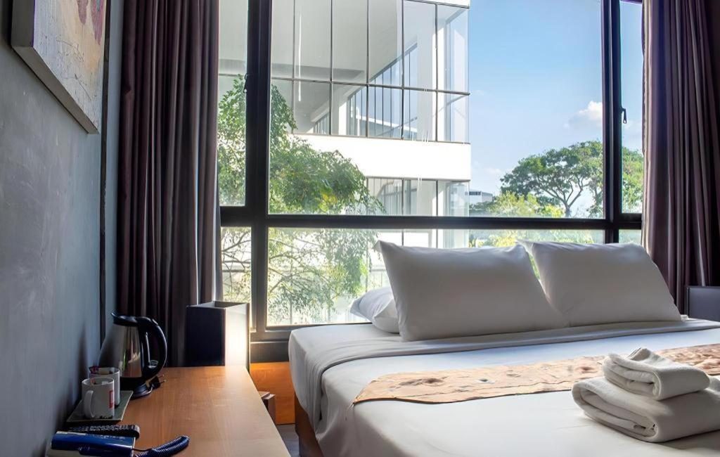 B2 Green Boutique And Budget Hotel Chiang Mai Esterno foto