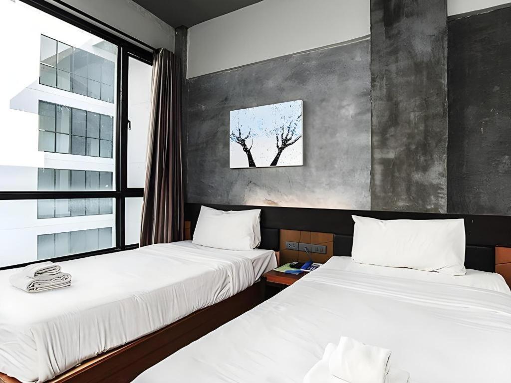 B2 Green Boutique And Budget Hotel Chiang Mai Esterno foto