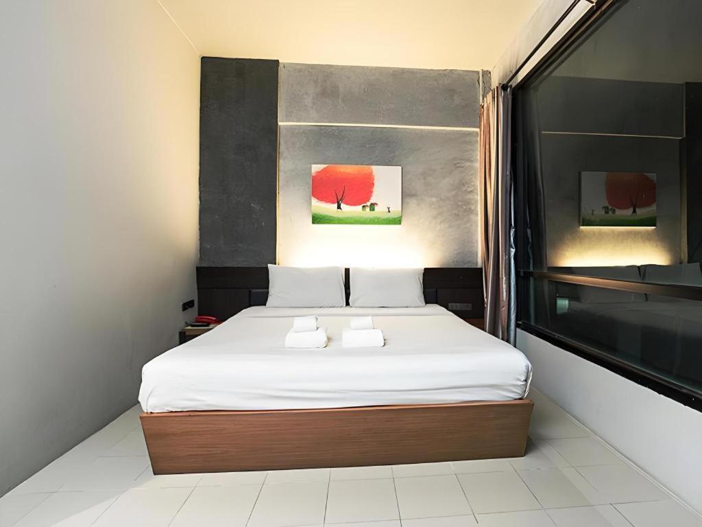 B2 Green Boutique And Budget Hotel Chiang Mai Esterno foto