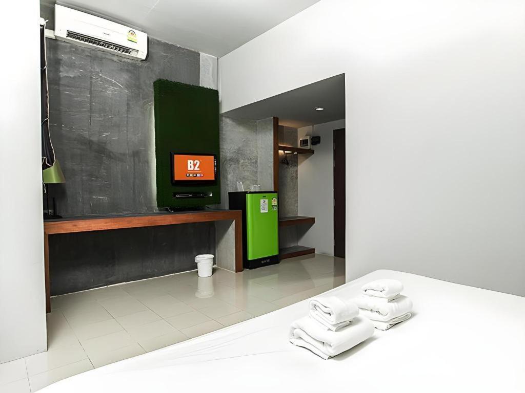 B2 Green Boutique And Budget Hotel Chiang Mai Esterno foto