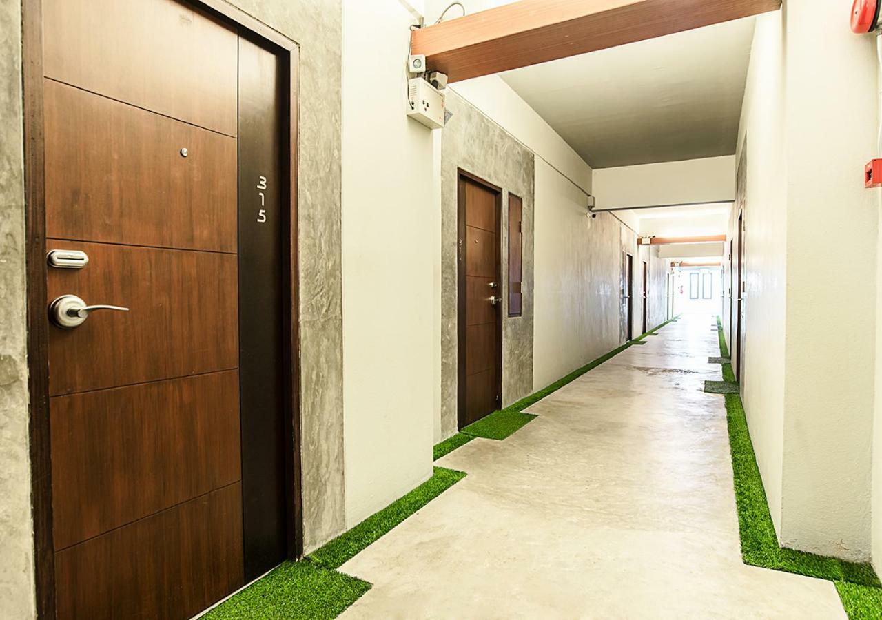 B2 Green Boutique And Budget Hotel Chiang Mai Esterno foto